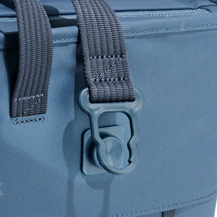 carryouttm-soft-cooler-tote-20-l-g0 250815_hydro_cooler_details_14839_2.jpg