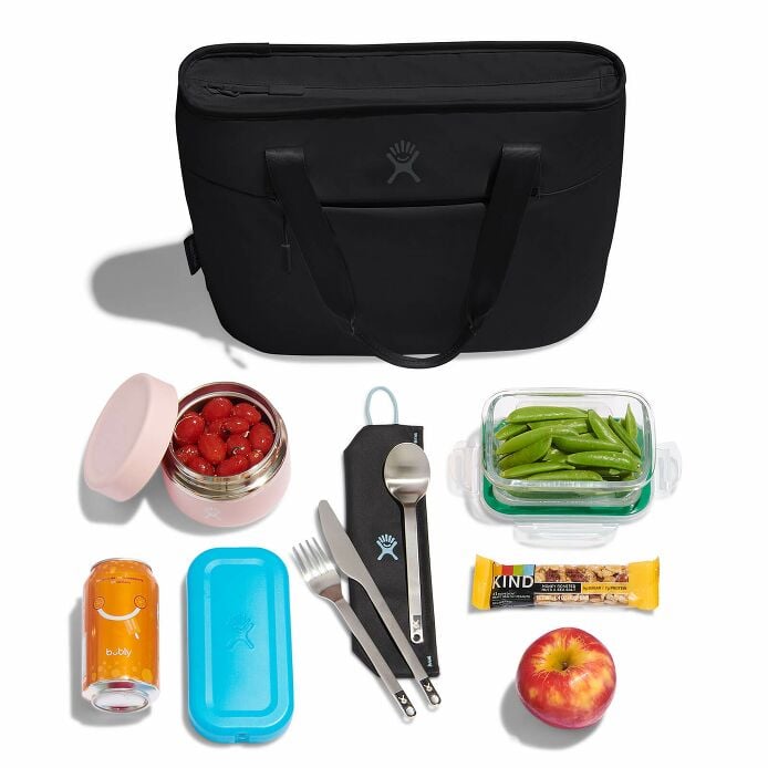 8-l-insulated-lunch-tote-w4 8l-tote-black-packing.jpg