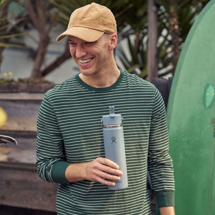 24-oz-wide-mouth-with-flex-straw-cap-u0 hf_s26_mcinnis_0232_13.jpg