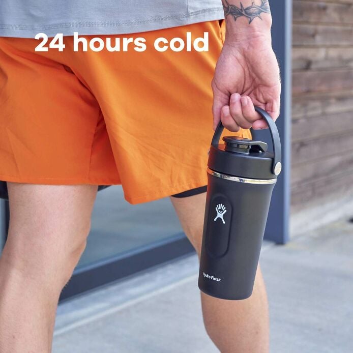 24-oz-insulated-shaker-bottle-i0 hydro_flask_ecomm_en_insulated_shaker_pt03_2000x2000px_4.jpg