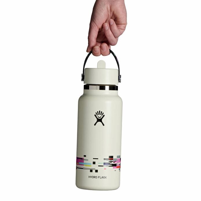 glitch-collection-32-oz-bottle-with-flex-straw-cap-z7 le26-w32-1006-32-oz-wide-flex-straw-cap-glitch-white-hb.jpg