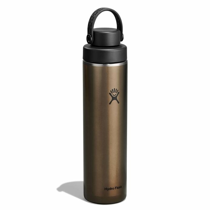 24-oz-lightweight-chug-cap-bottle-f4 lw24lwfcc080-24-oz-lightweight-chug-cap-bottle-wide-mouth-obsidian-angled.jpg
