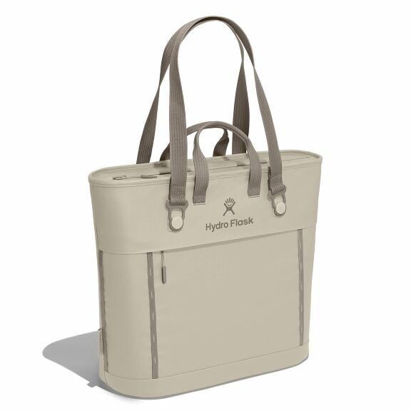 carryouttm-soft-cooler-tote-20-l-g0 midiit114-carryout-tote-20l-oat-angled.jpg
